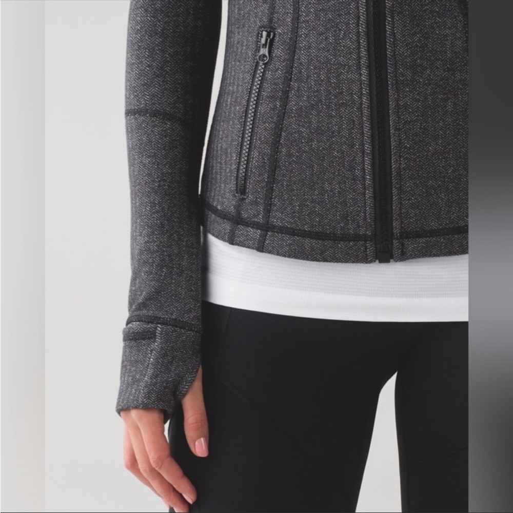Lululemon jacket - Picture 4 of 7
